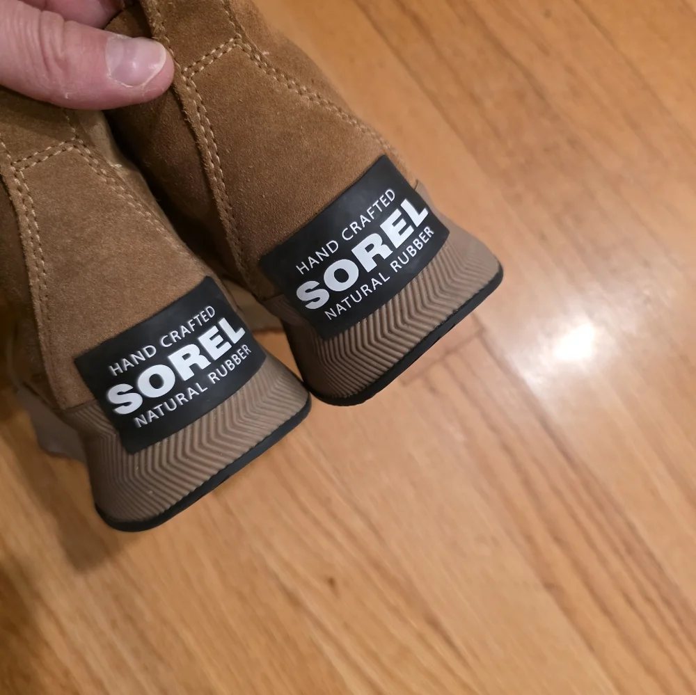 Sorel Youth Waterproof Boot - Picture 4 of 7